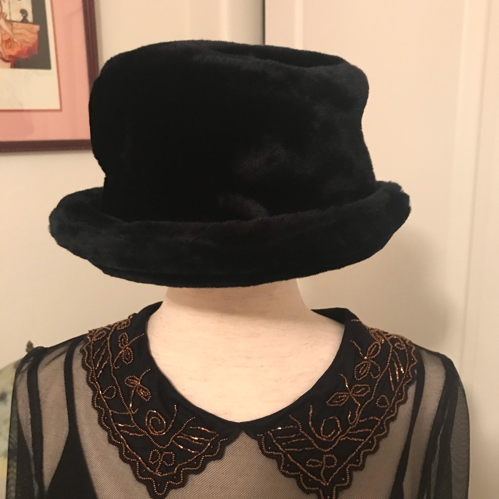 Vintage Black High Crown & Brim Hat by The Icing